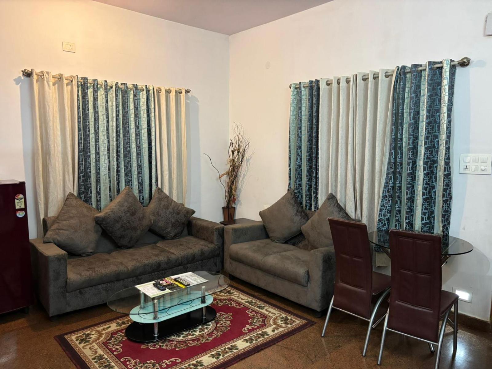 Nandu Hospitality Services - Aashiyana Apartment *
